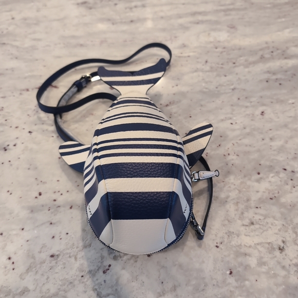 Kate Spade Shore Thing Whale Crossbody Purse NWOT - Picture 4 of 11